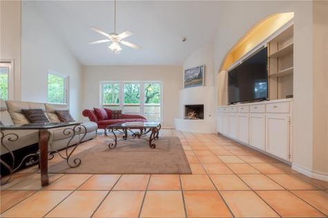 610 Bent Tree Street Rockport TX 78382