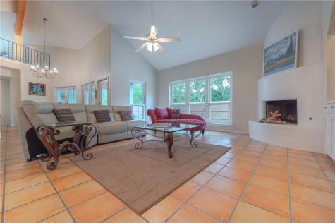 610 Bent Tree Street Rockport TX 78382