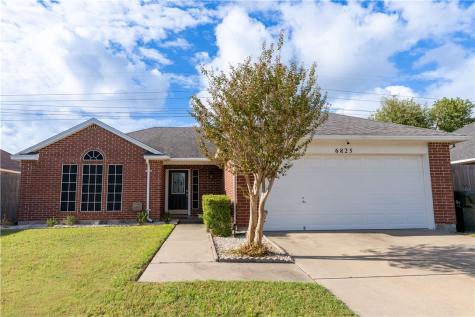 6825 Meadowbreeze Parkway Corpus Christi TX 78414