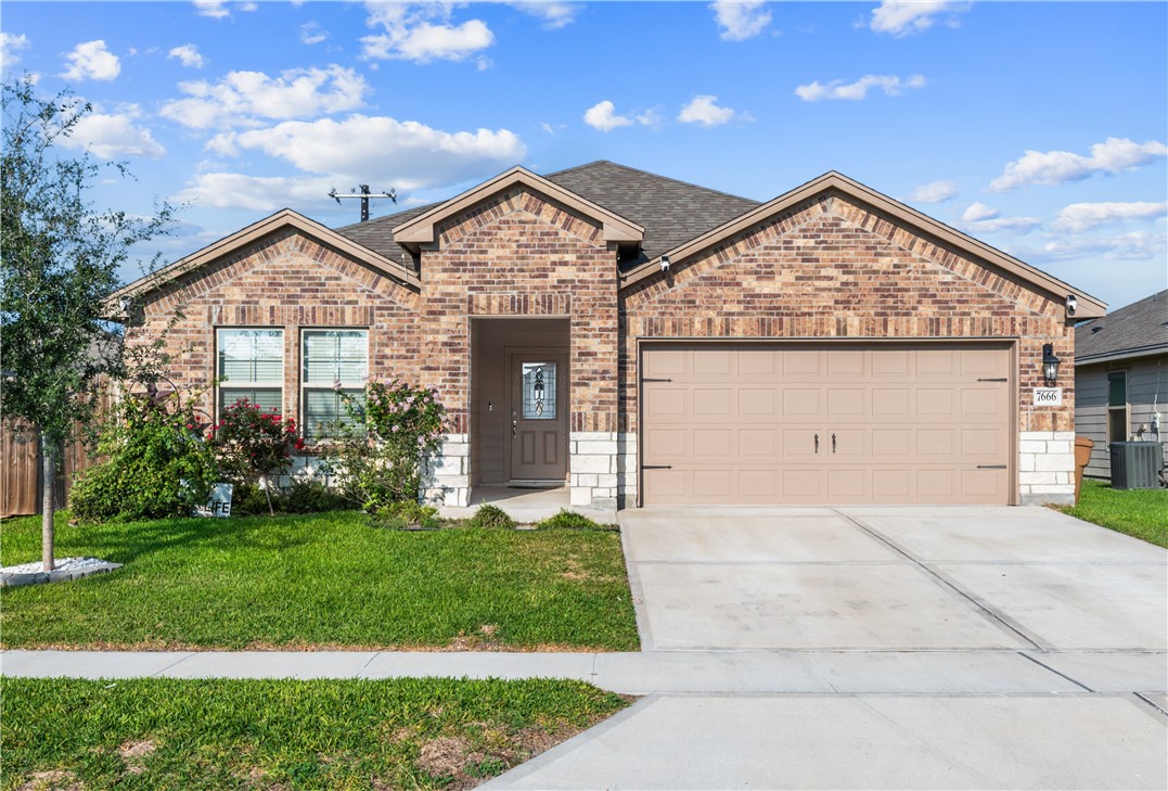 7666 Bullrider Drive Corpus Christi TX 78414