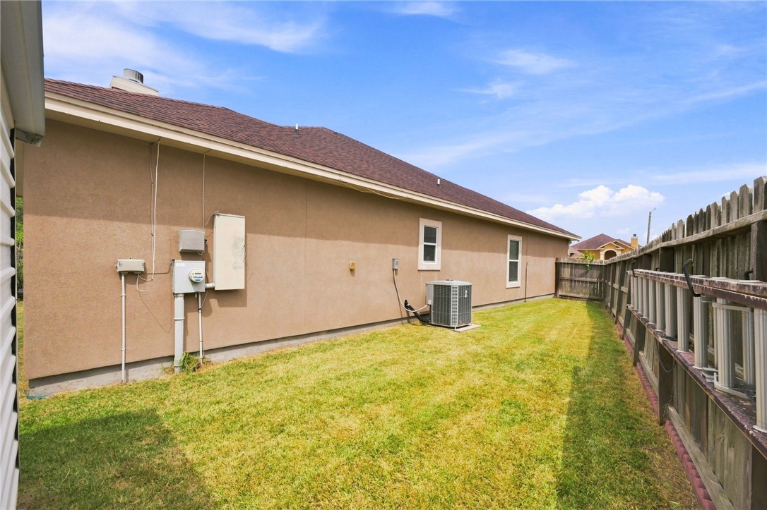 8217 Azimuth Court Corpus Christi TX 78414