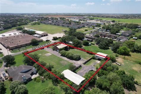 5335 E Riverview Drive Robstown TX 78380