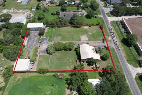 5335 E Riverview Drive Robstown TX 78380