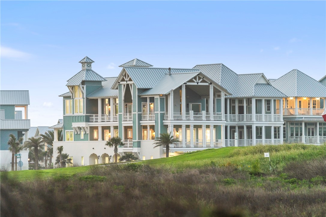 180 Sunrise Avenue Port Aransas TX 78373