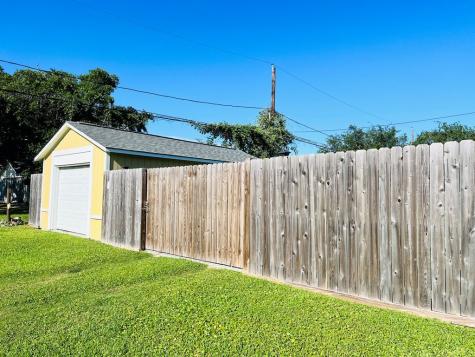 1230 Red Bird Drive Rockport TX 78382