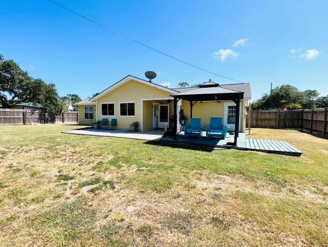 1230 Red Bird Drive Rockport TX 78382