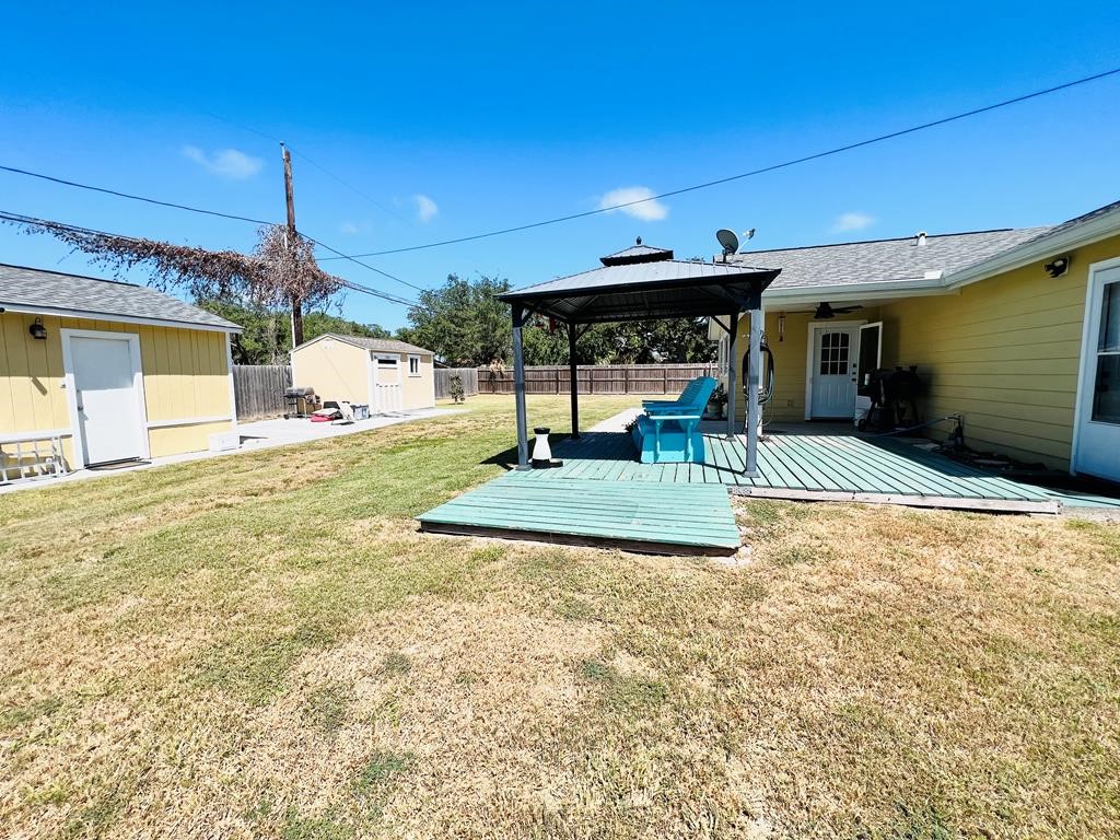 1230 Red Bird Drive Rockport TX 78382