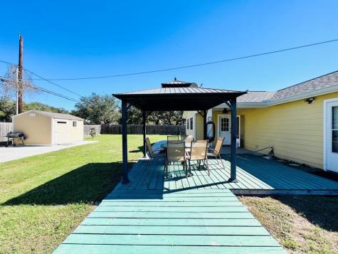 1230 Red Bird Drive Rockport TX 78382
