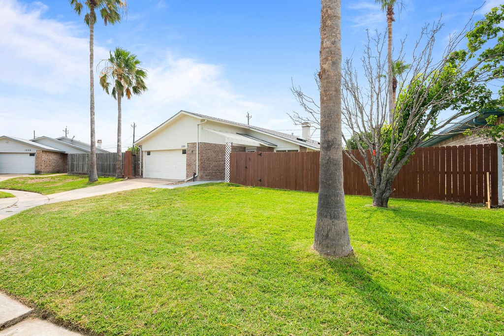 1326 Harbor Village Drive Corpus Christi TX 78412
