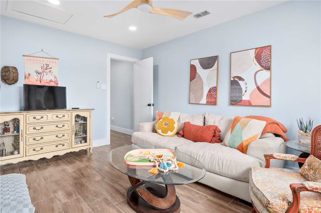 2714 Vancouver Drive Corpus Christi TX 78414