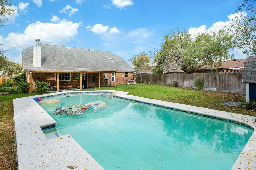 2714 Vancouver Drive Corpus Christi TX 78414