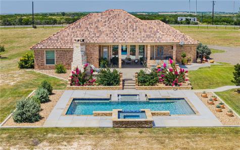 4881 Fm 798 Pawnee TX 78145