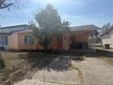 708 Louis Street Alice TX 78332