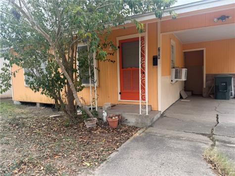 708 Louis Street Alice TX 78332