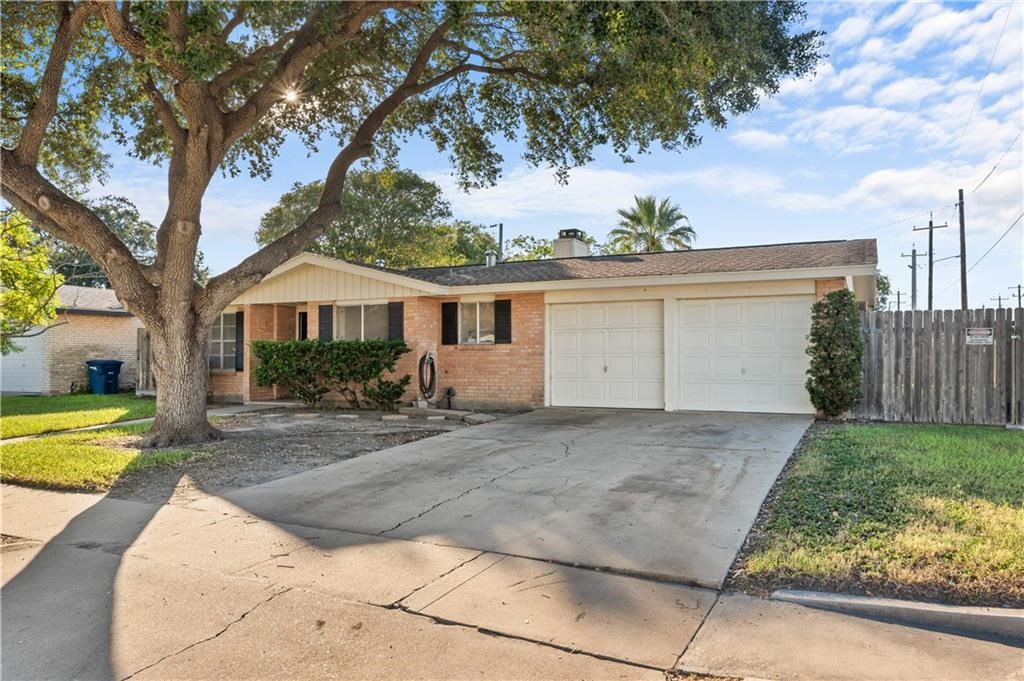 1301 Easthaven Drive Corpus Christi TX 78412