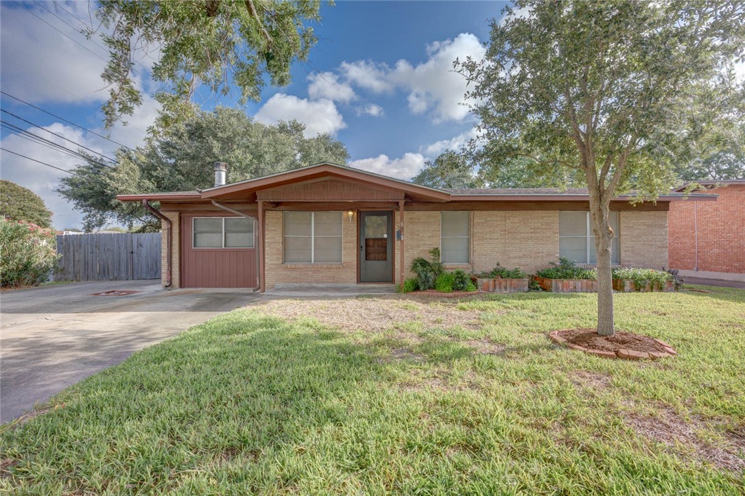 5802 Riley Drive Corpus Christi TX 78412