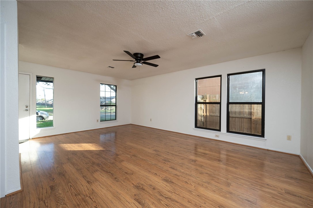 1813 Micheline Drive Corpus Christi TX 78412