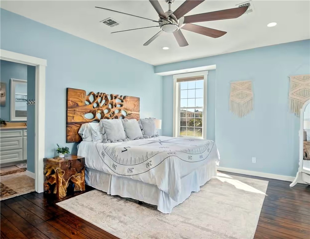 1524 Whispering Sands Street Port Aransas TX 78373