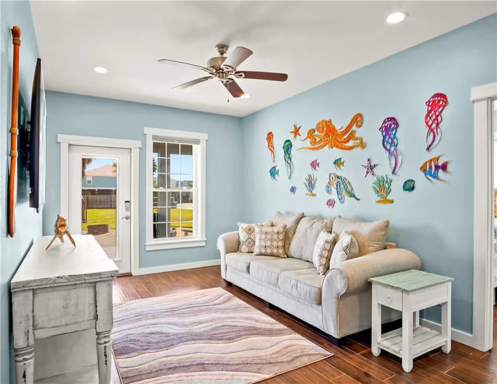1524 Whispering Sands Street Port Aransas TX 78373