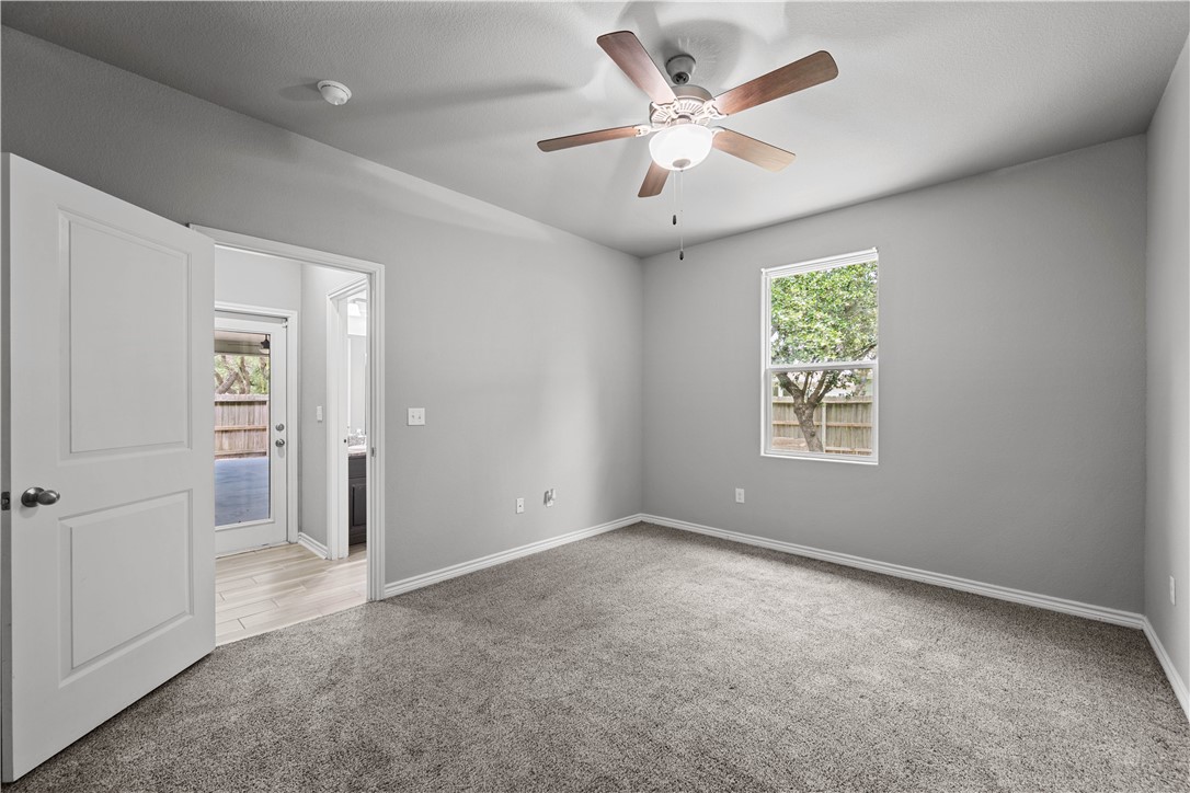 118 Norwood Oaks Drive Rockport TX 78382