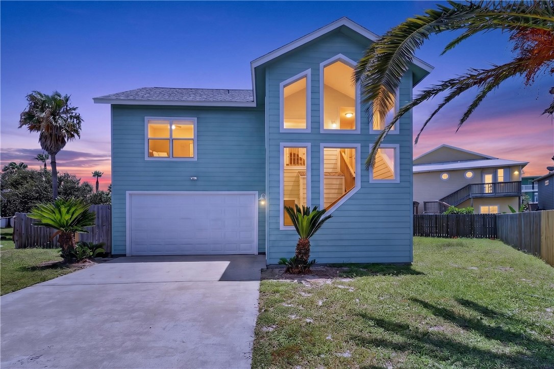 909 Whispering Sands Street Port Aransas TX 78373