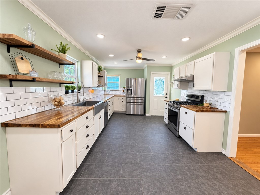 645 Mcclendon Street Corpus Christi TX 78404