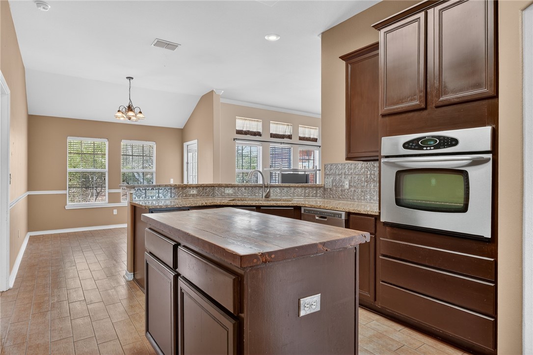 461 Augusta Drive Rockport TX 78382