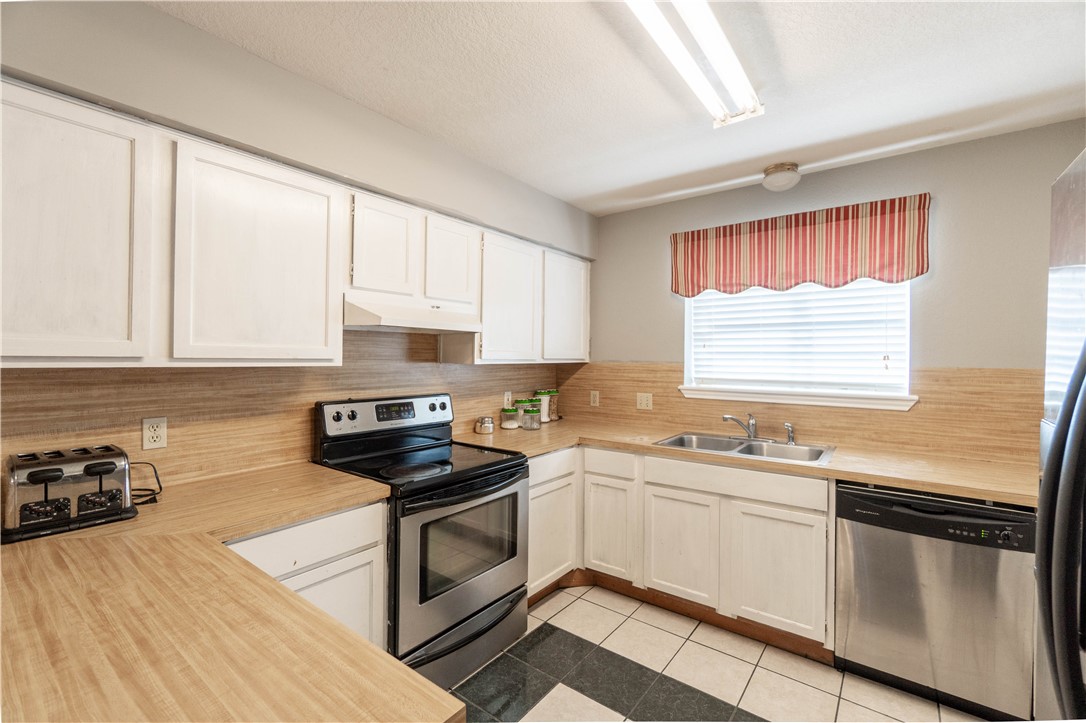 801 Saint Columban Place Corpus Christi TX 78418
