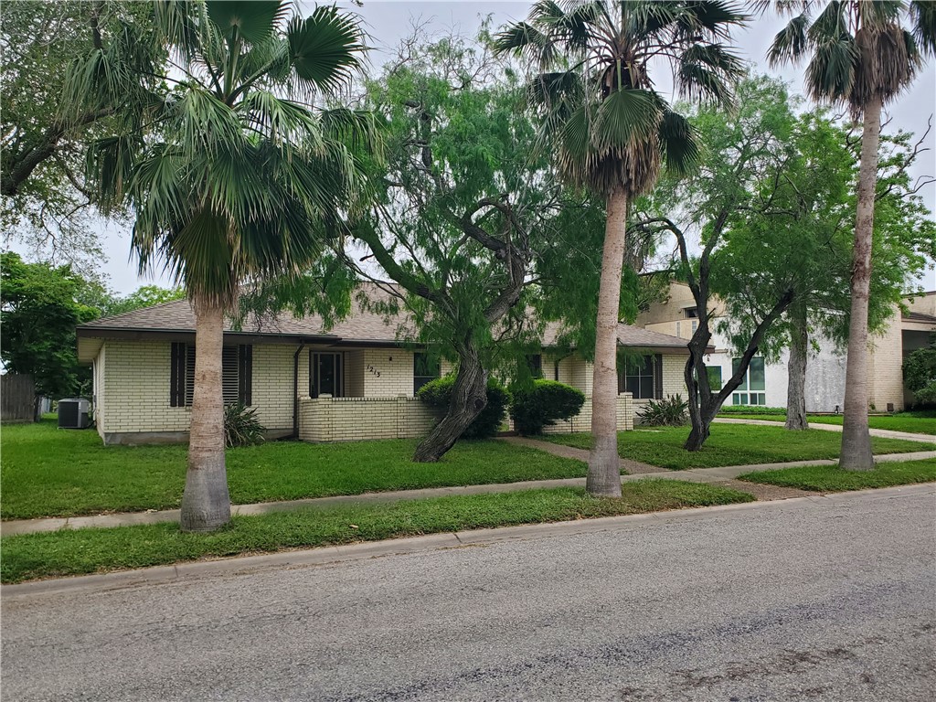 1213 Clarion Drive Corpus Christi TX 78412