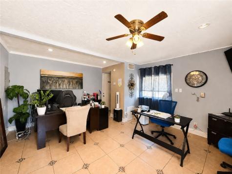 410 Lang Road Portland TX 78374