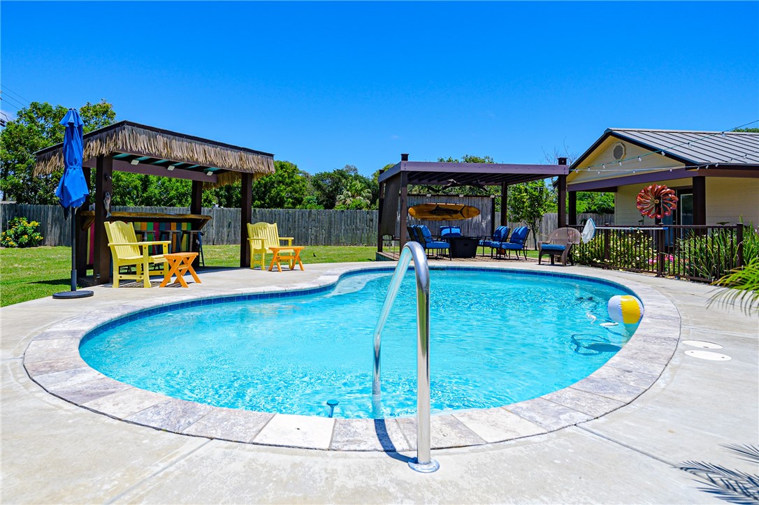 1622 Cherry Street Rockport TX 78382