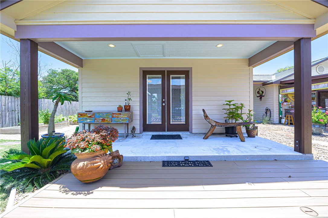 1622 Cherry Street Rockport TX 78382