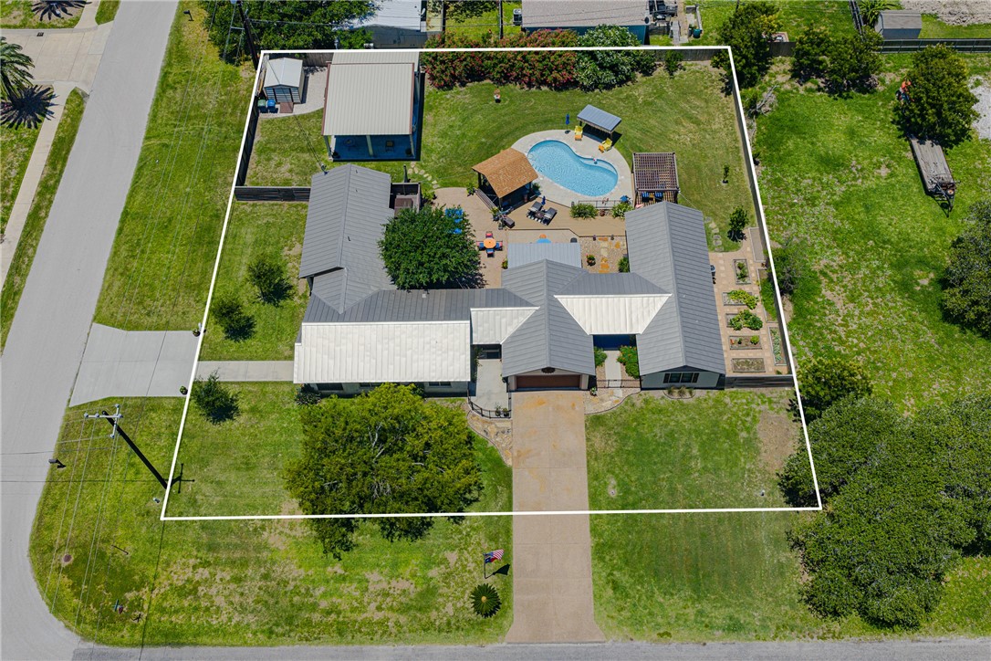 1622 Cherry Street Rockport TX 78382