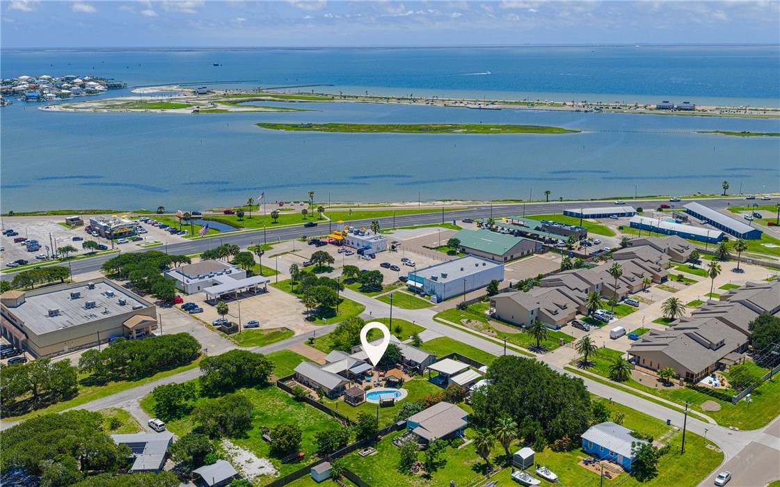 1622 Cherry Street Rockport TX 78382