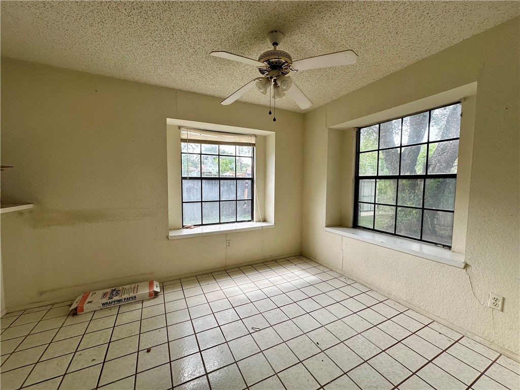 4821 Meadow Vale Circle Corpus Christi TX 78413