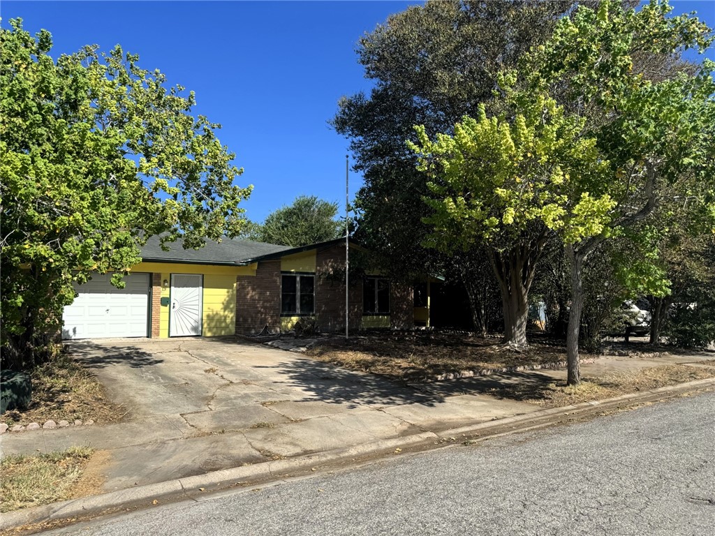 814 Crestview Drive Corpus Christi TX 78412