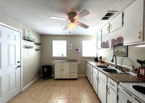 230 N Houston Street Aransas Pass TX 78336
