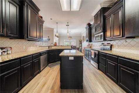 6033 Timbergate Drive Corpus Christi TX 78414