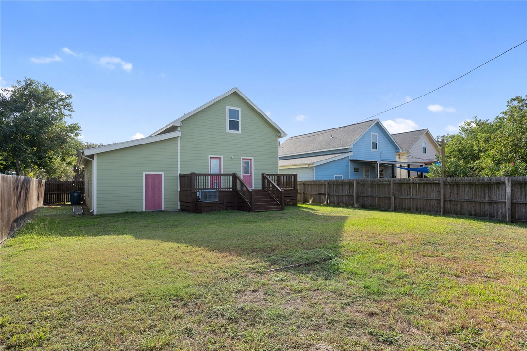 1403 S Young Street Rockport TX 78382