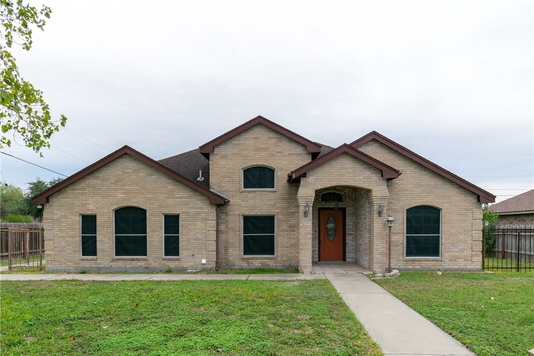 610 Angelina Street Alice TX 78332