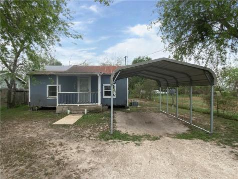 321 Voekel Avenue Orange Grove TX 78372