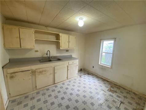 321 Voekel Avenue Orange Grove TX 78372