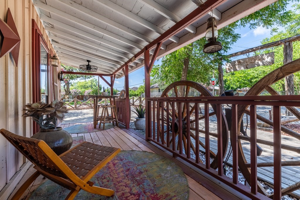 702 14th Street Bandera TX 78003