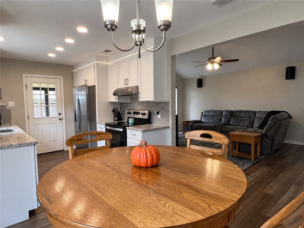 966 Bramling Circle Corpus Christi TX 78418