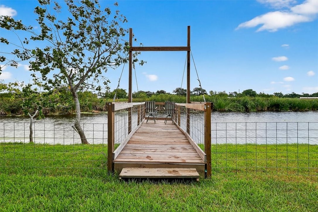 478 Saint Charles W Rockport TX 78382