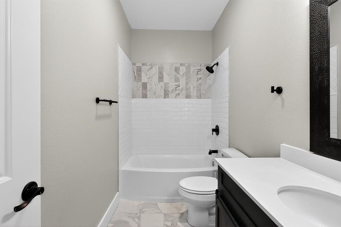 478 Saint Charles W Rockport TX 78382