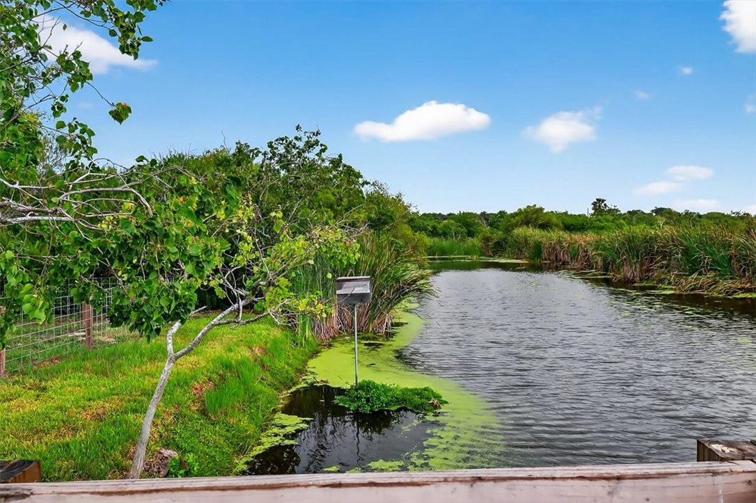 478 Saint Charles W Rockport TX 78382