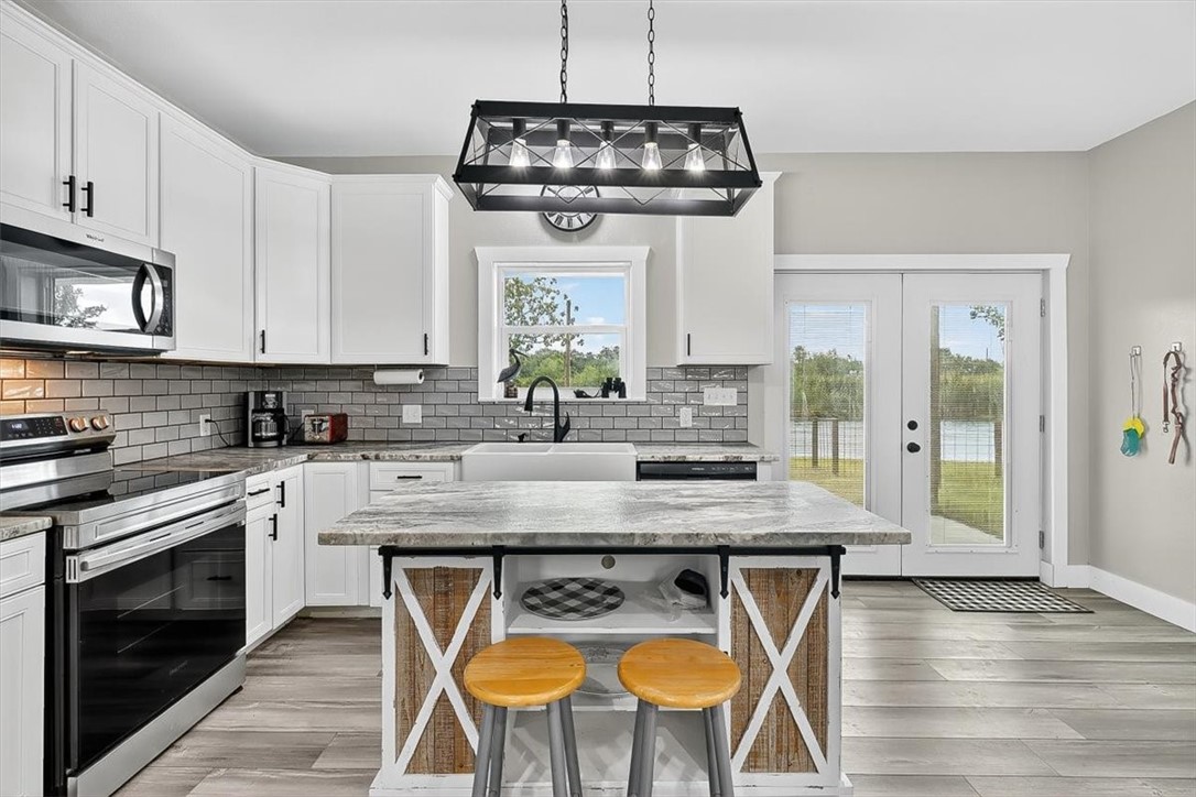 478 Saint Charles W Rockport TX 78382