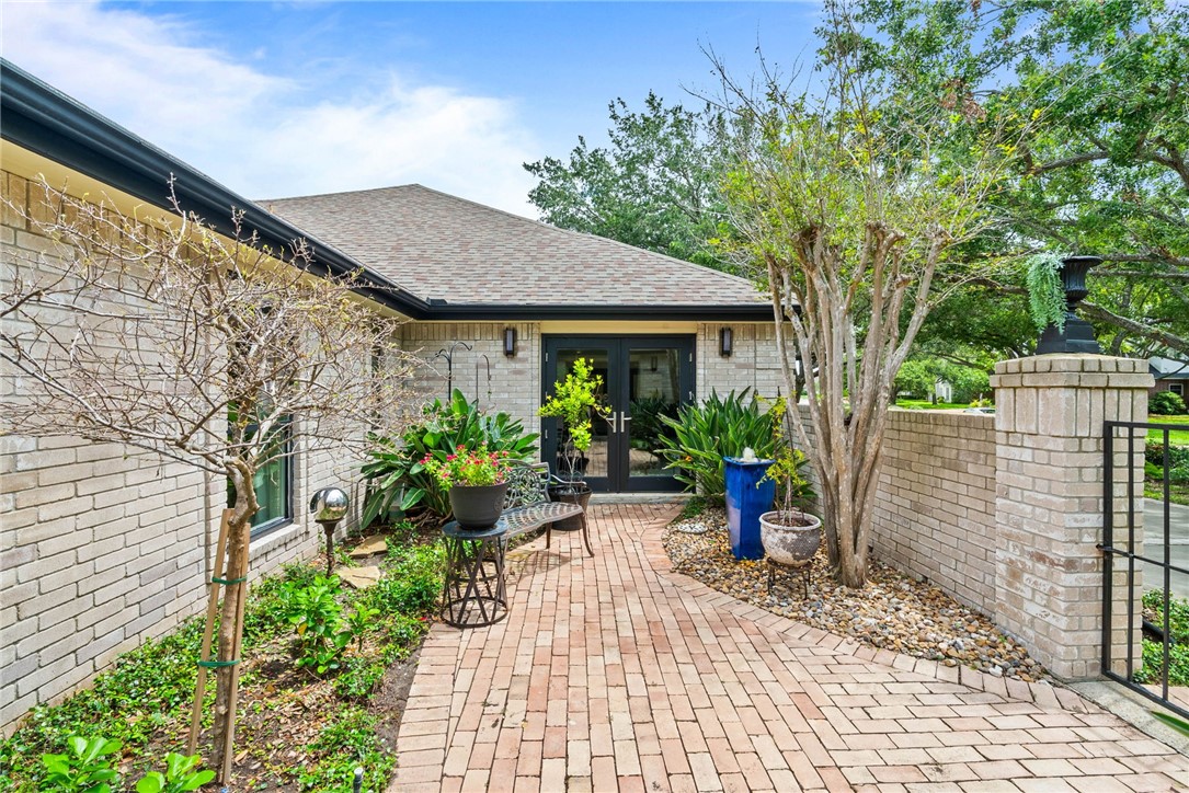 2805 Bretshire Drive Corpus Christi TX 78414