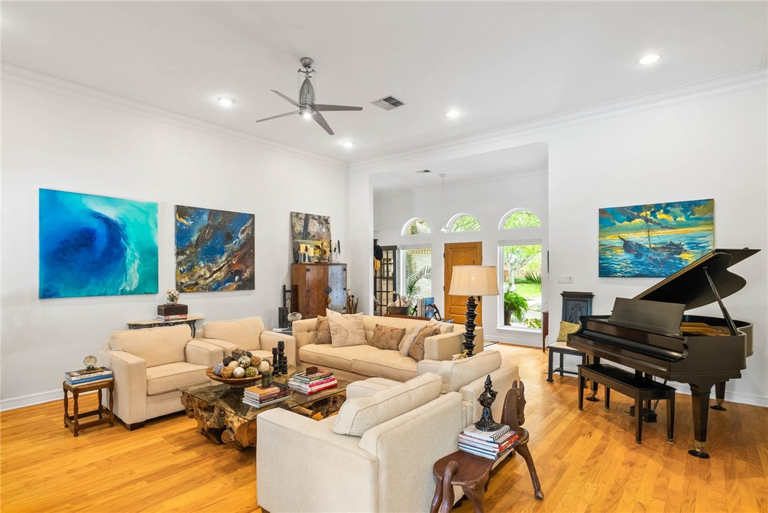 2805 Bretshire Drive Corpus Christi TX 78414